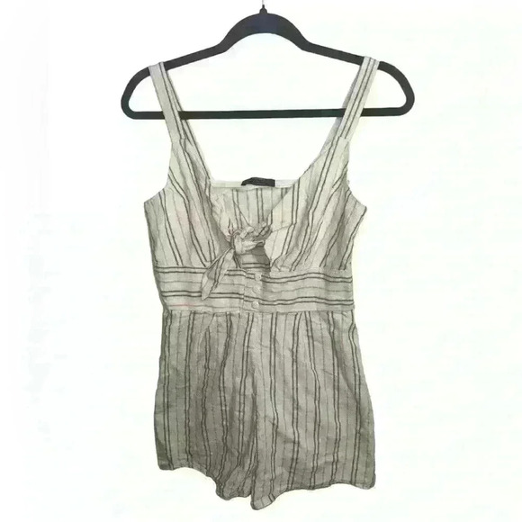 Bershka Striped Romper Keyhole Front Tie Knot Size L  Linen - Picture 2 of 5